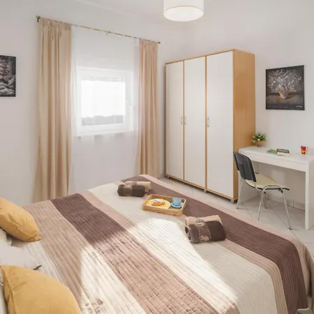 Вилла Belvedere For 6 People Near Porec With Sea View And Pet Friendly Montizana