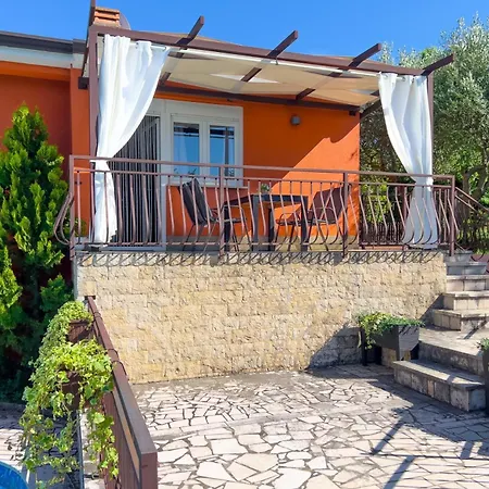 Belvedere For 6 People Near Porec With Sea View And Pet Friendly Montizana