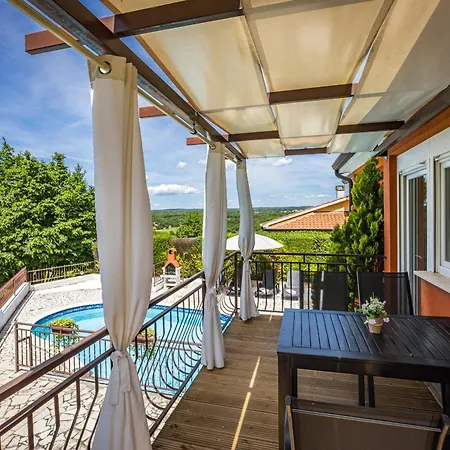 Belvedere For 6 People Near Porec With Sea View And Pet Friendly Montižana