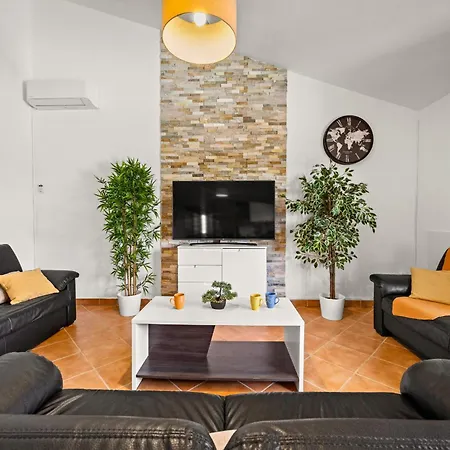 Belvedere For 6 People Near Porec With Sea View And Pet Friendly
