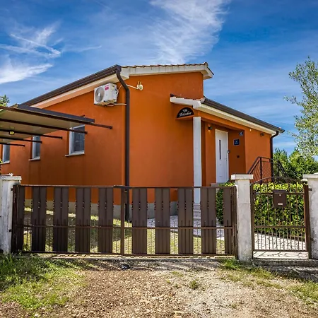 Villa Belvedere For 6 People Near Porec With Sea View And Pet Friendly